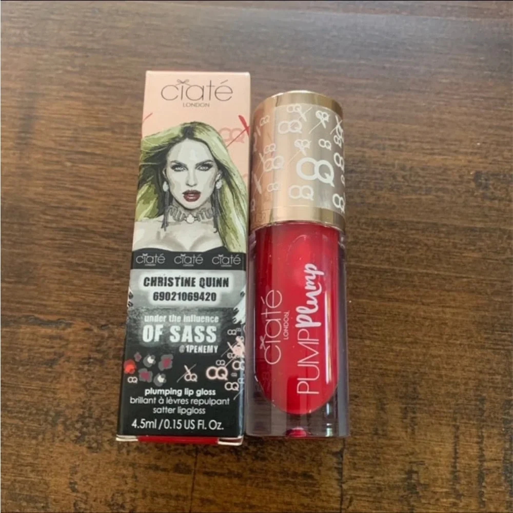 Christine Quinn Villain Pump Plump Lip Gloss Lip-Plumping Red Selling Sunset